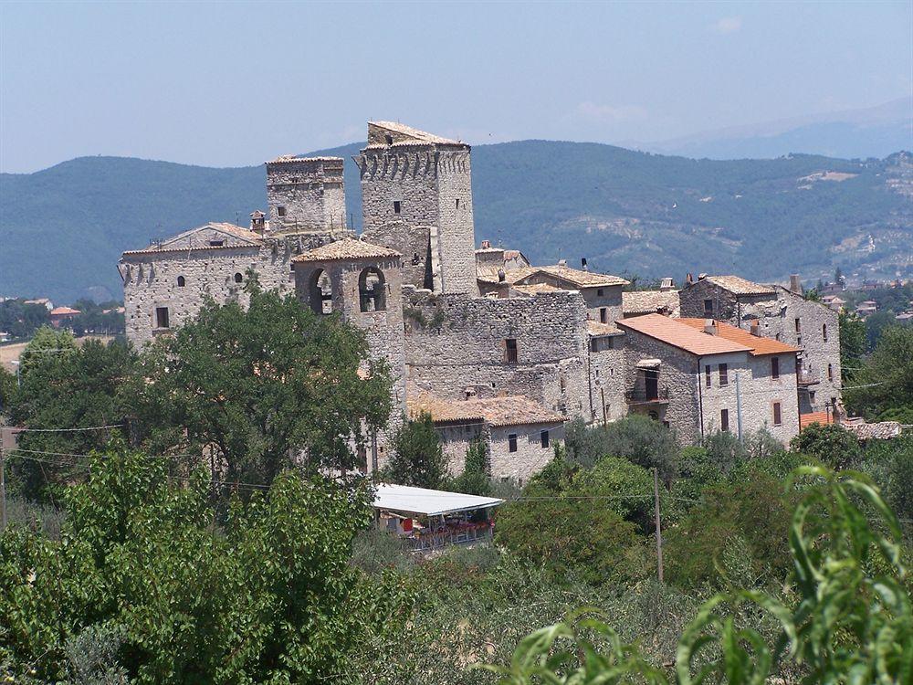 Castello Di Barattano Hotell Marcellano Exteriör bild
